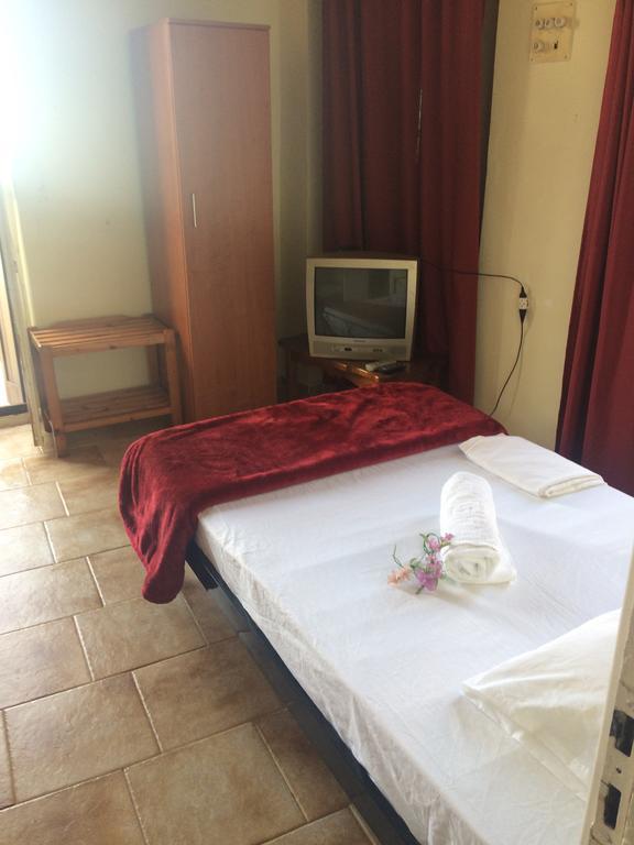 Rooms 47 Chrissi Akti Chania Exterior foto