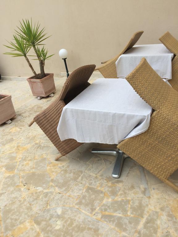 Rooms 47 Chrissi Akti Chania Exterior foto