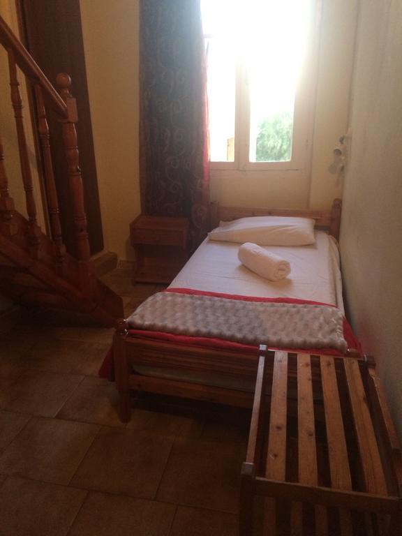 Rooms 47 Chrissi Akti Chania Exterior foto