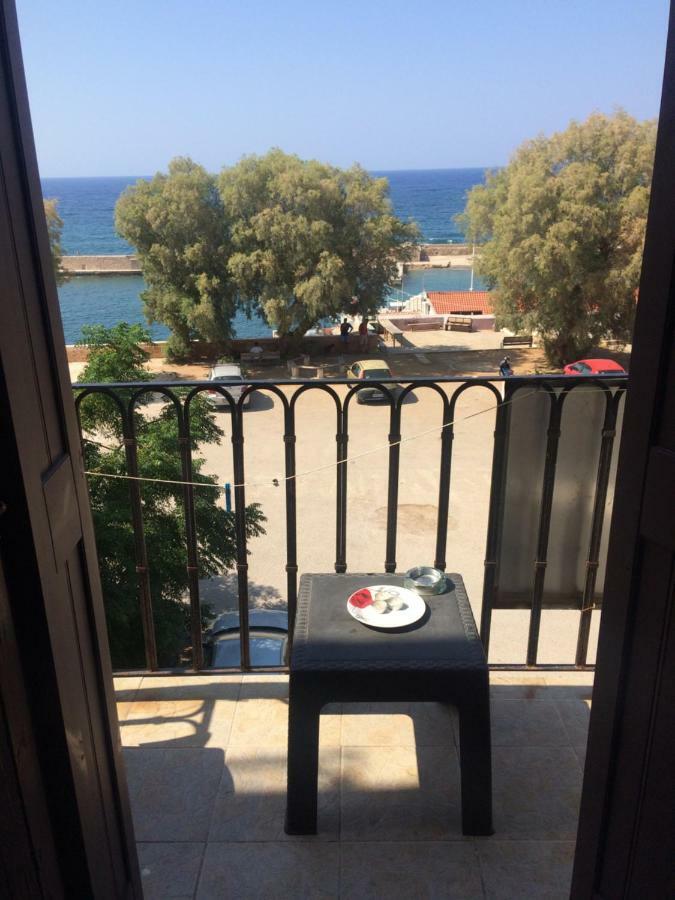 Rooms 47 Chrissi Akti Chania Exterior foto