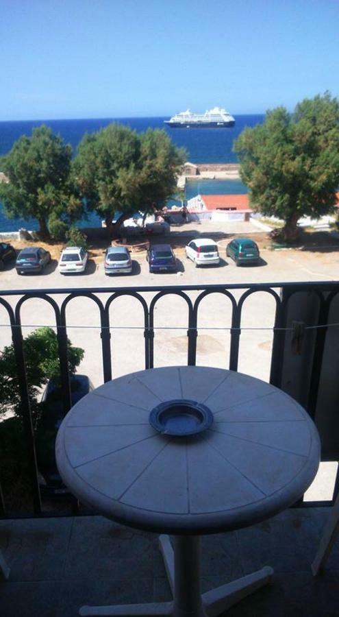 Rooms 47 Chrissi Akti Chania Exterior foto